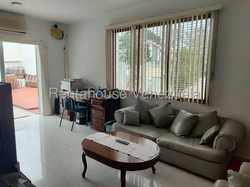 Casa (Duplex) en Venta en Trigal Norte, Carabobo - 12