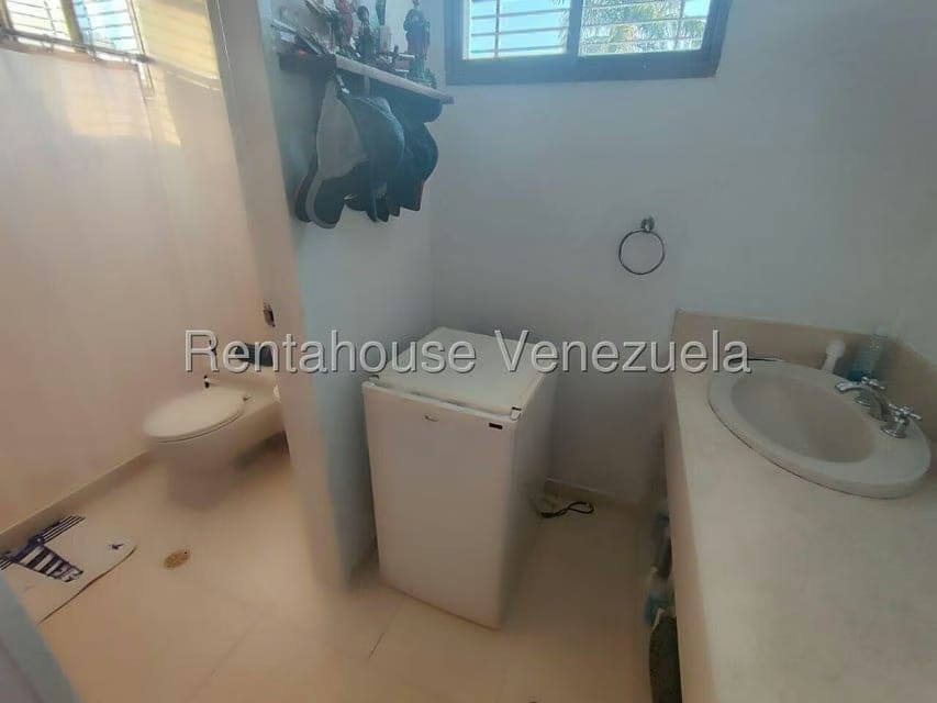 Casa (Duplex) en Venta en Trigal Norte, Carabobo - 23
