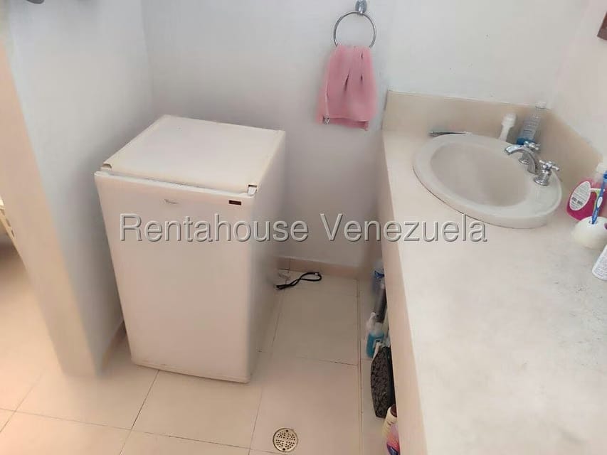 Casa (Duplex) en Venta en Trigal Norte, Carabobo - 24