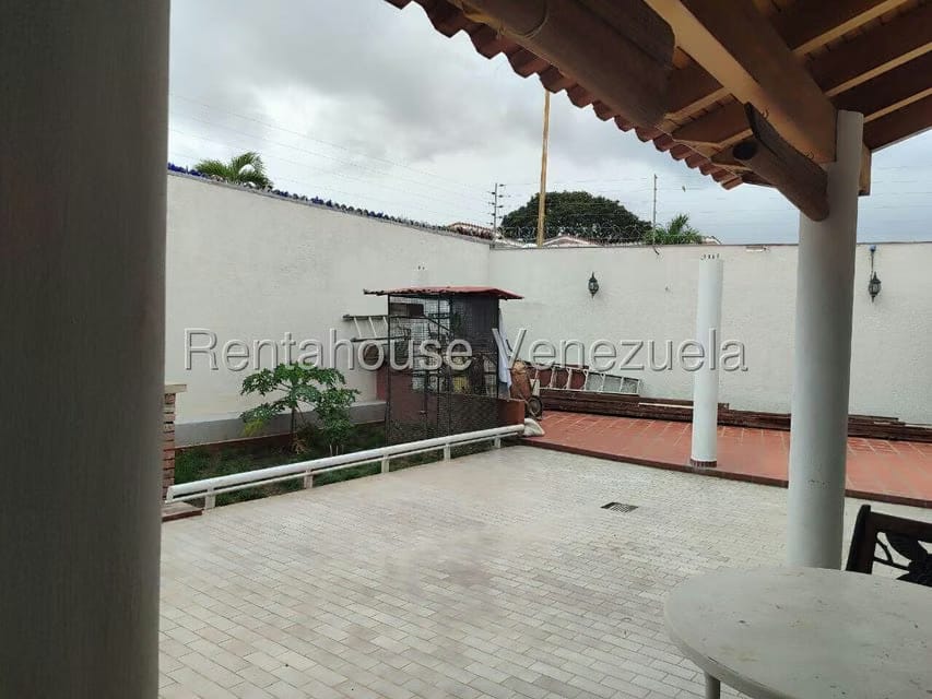 Casa (Duplex) en Venta en Trigal Norte, Carabobo - 30