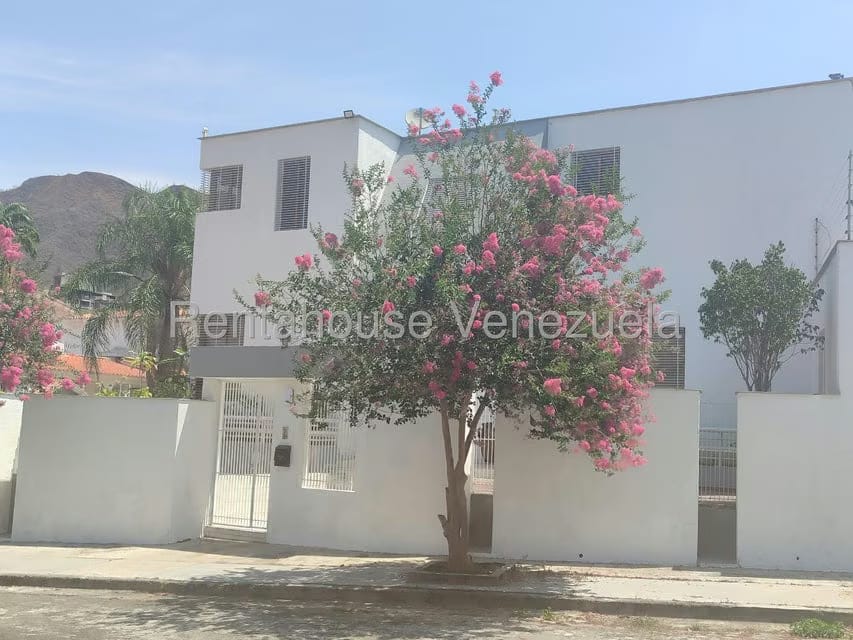 Casa (Duplex) en Venta en Trigal Norte, Carabobo - 33