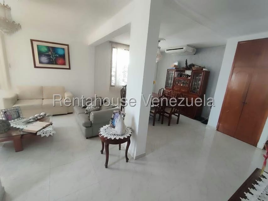 Casa (Duplex) en Venta en Trigal Norte, Carabobo - 5