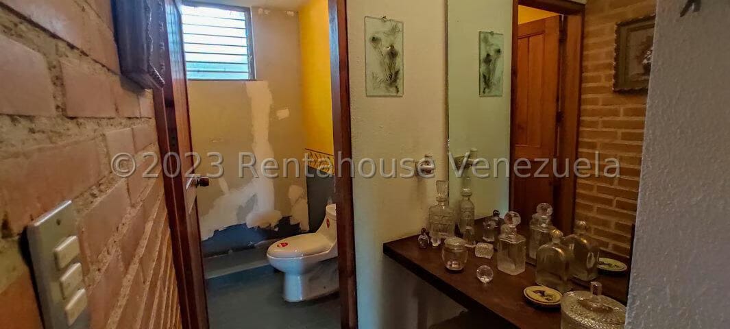 Casa (Multipes Niveles) en Venta en La Lagunita Country Club, Distrito Metropolitano - 16