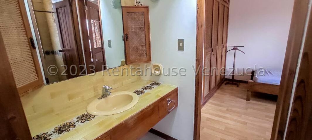 Casa (Multipes Niveles) en Venta en La Lagunita Country Club, Distrito Metropolitano - 25