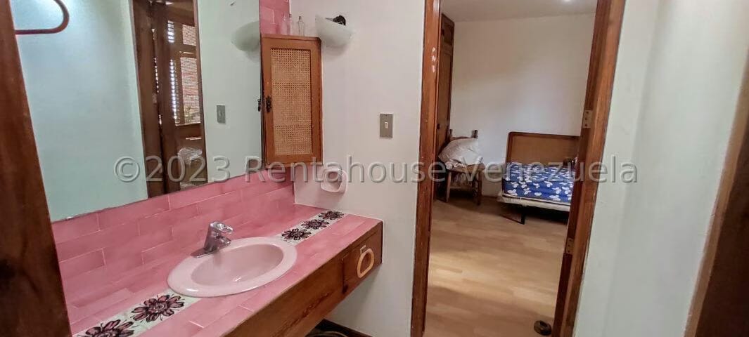 Casa (Multipes Niveles) en Venta en La Lagunita Country Club, Distrito Metropolitano - 34