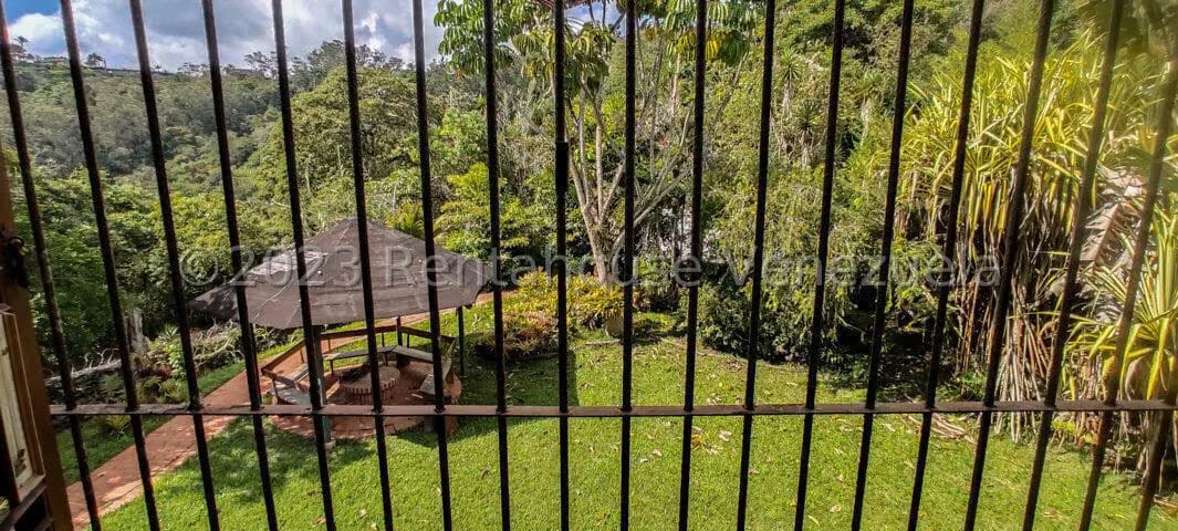 Casa (Multipes Niveles) en Venta en La Lagunita Country Club, Distrito Metropolitano - 40