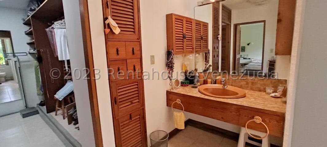 Casa (Multipes Niveles) en Venta en La Lagunita Country Club, Distrito Metropolitano - 43