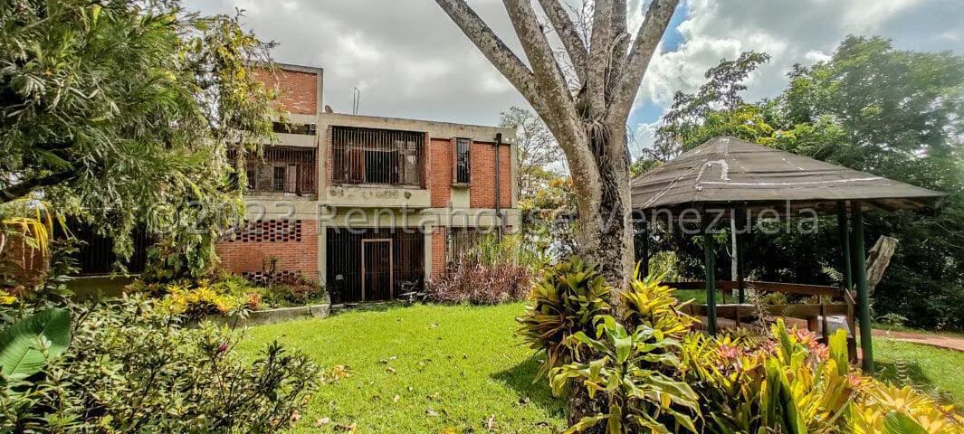 Casa (Multipes Niveles) en Venta en La Lagunita Country Club, Distrito Metropolitano - 48