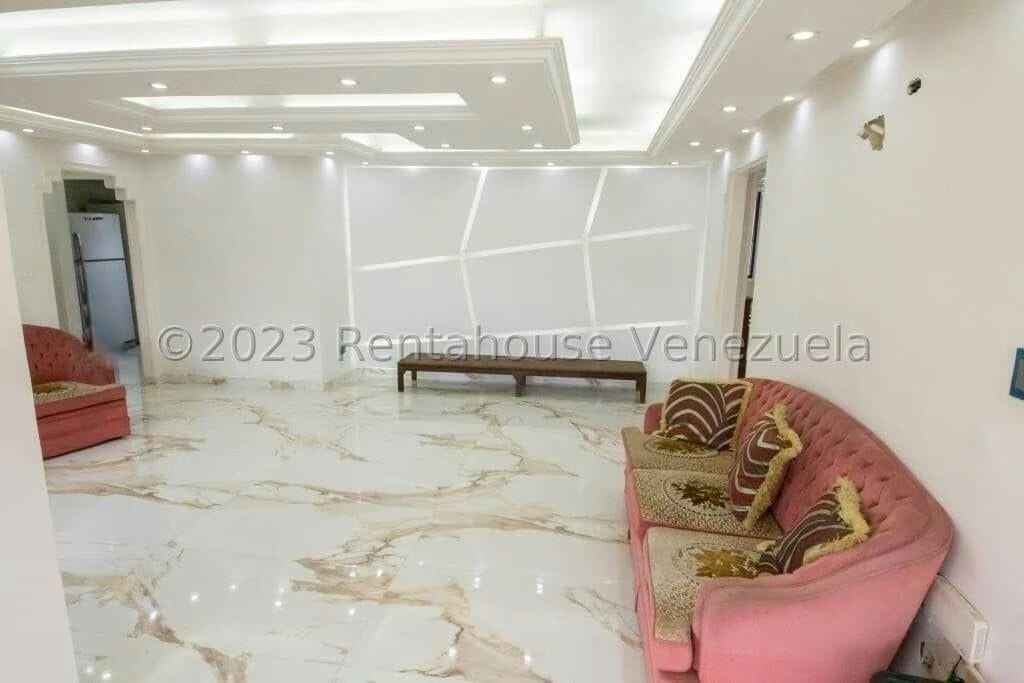 APARTAMENTO EN VENTA-CECILIA GUTIERREZ - 3