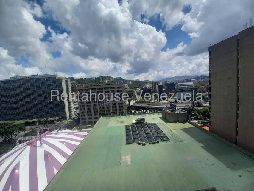 Apartamento (1 Nivel) en Alquiler en Chuao, Distrito Metropolitano - 7
