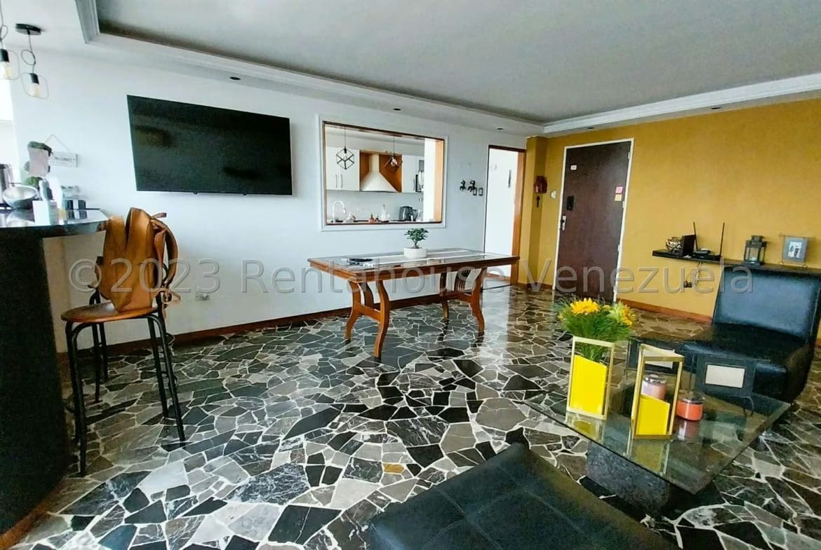 APARTAMENTO EN VENTA SELENE MARIN MLS#23-26299 - 2