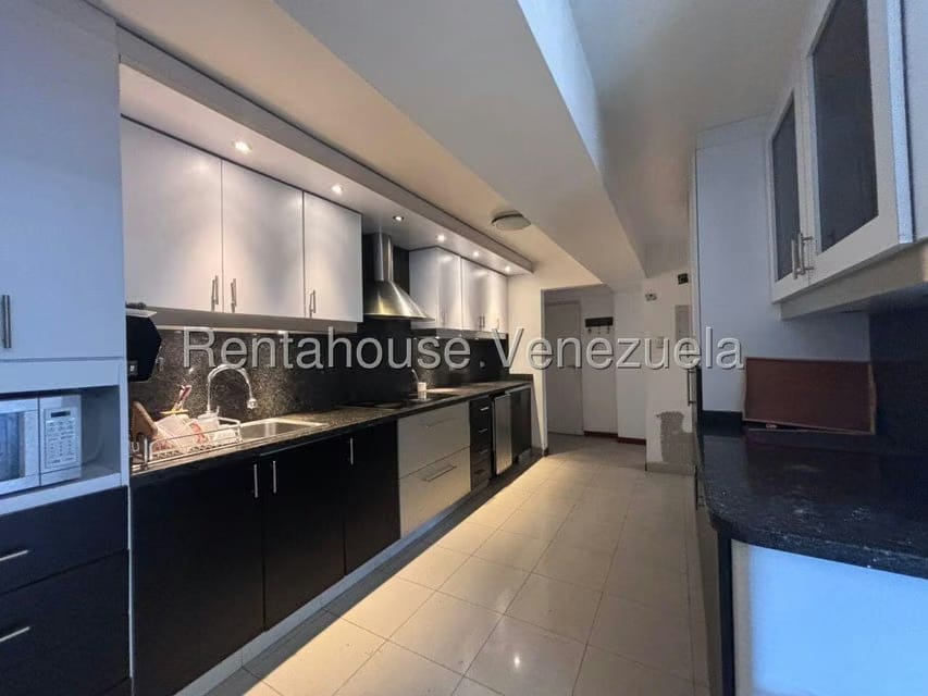 Apartamento (Duplex) en Venta en Terrazas del Avila, Distrito Metropolitano - 12