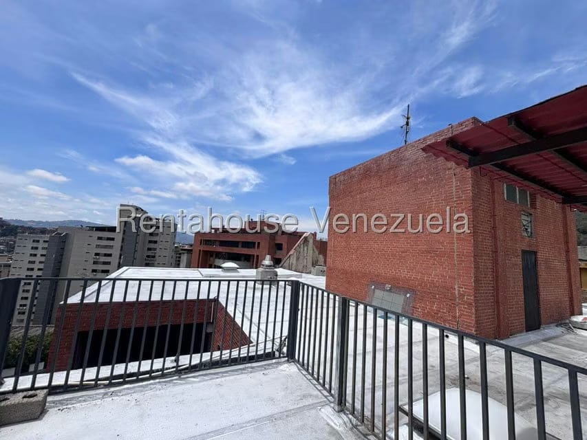 Apartamento (Duplex) en Venta en Terrazas del Avila, Distrito Metropolitano - 32