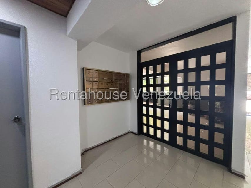 Apartamento (Duplex) en Venta en Terrazas del Avila, Distrito Metropolitano - 37