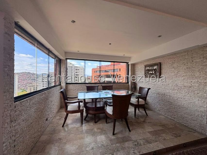 Apartamento (Duplex) en Venta en Terrazas del Avila, Distrito Metropolitano - 8