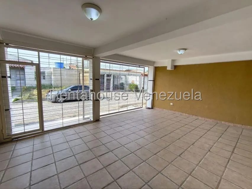 Casa (Multipes Niveles) en Venta en La Mantuana, Aragua - 3