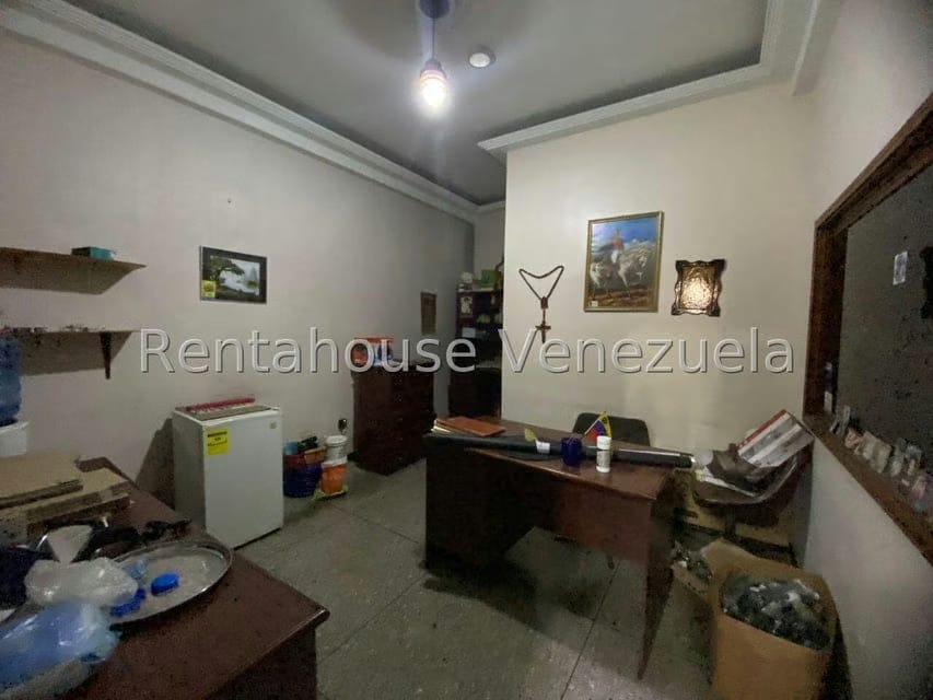 Comercial (Local Comercial) en Venta en Zona Oeste, Lara - 11