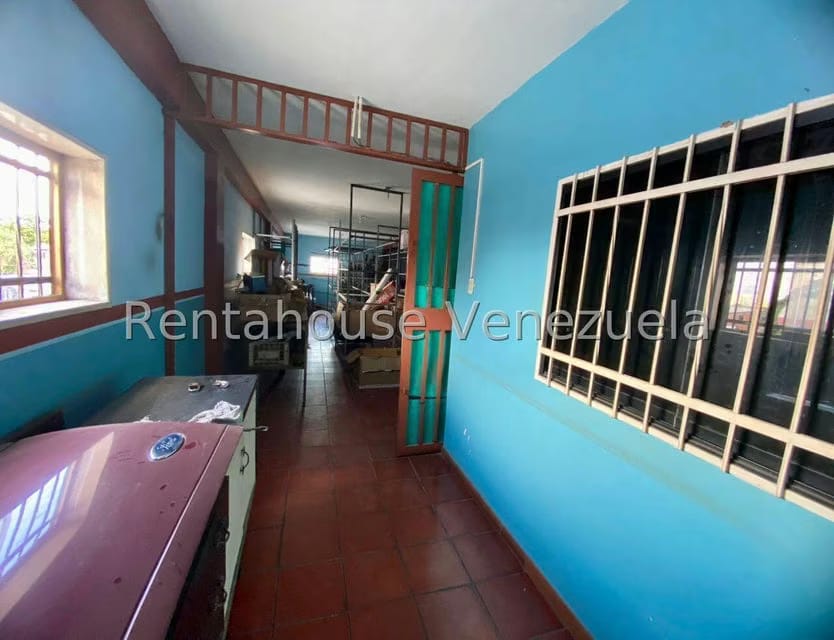 Comercial (Local Comercial) en Venta en Zona Oeste, Lara - 13