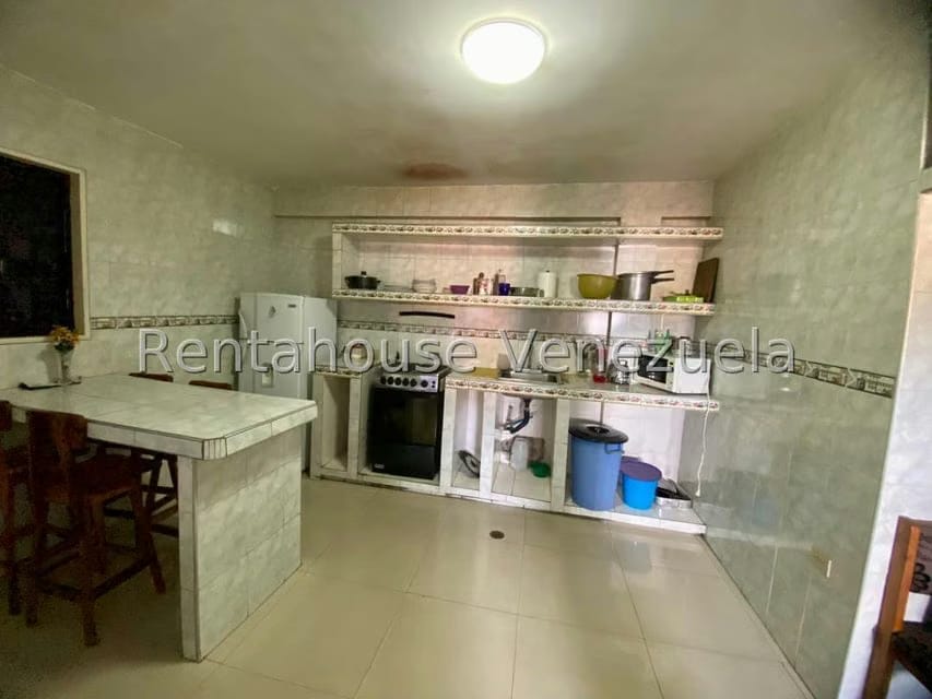 Comercial (Local Comercial) en Venta en Zona Oeste, Lara - 18