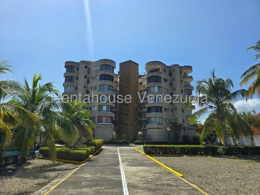 Apartamento (1 Nivel) en Venta en Los Canales de Rio Chico, Miranda