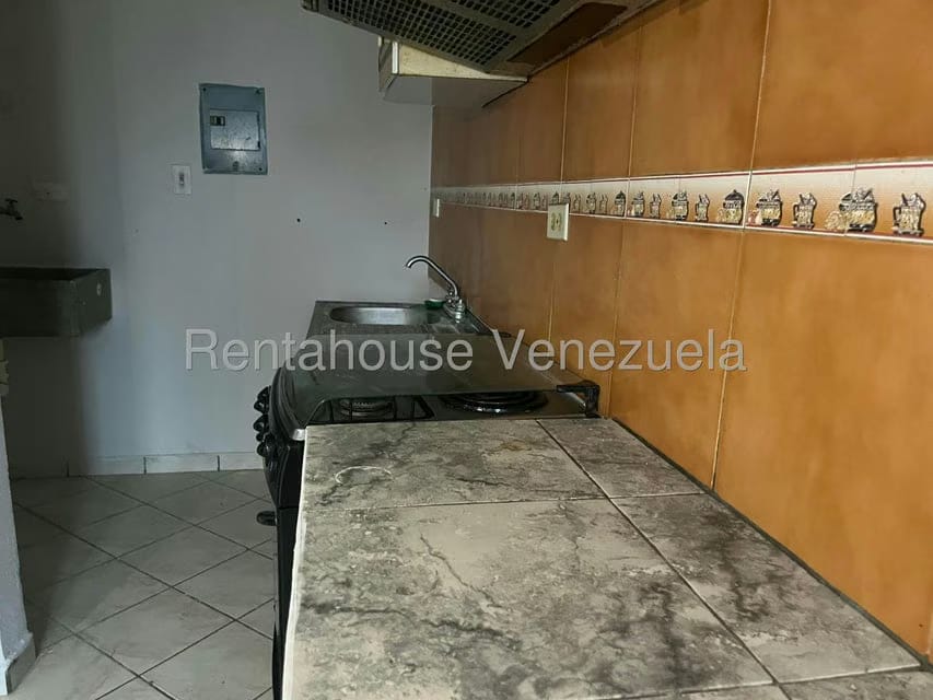 Apartamento (1 Nivel) en Alquiler en Los Caobos, Carabobo - 15