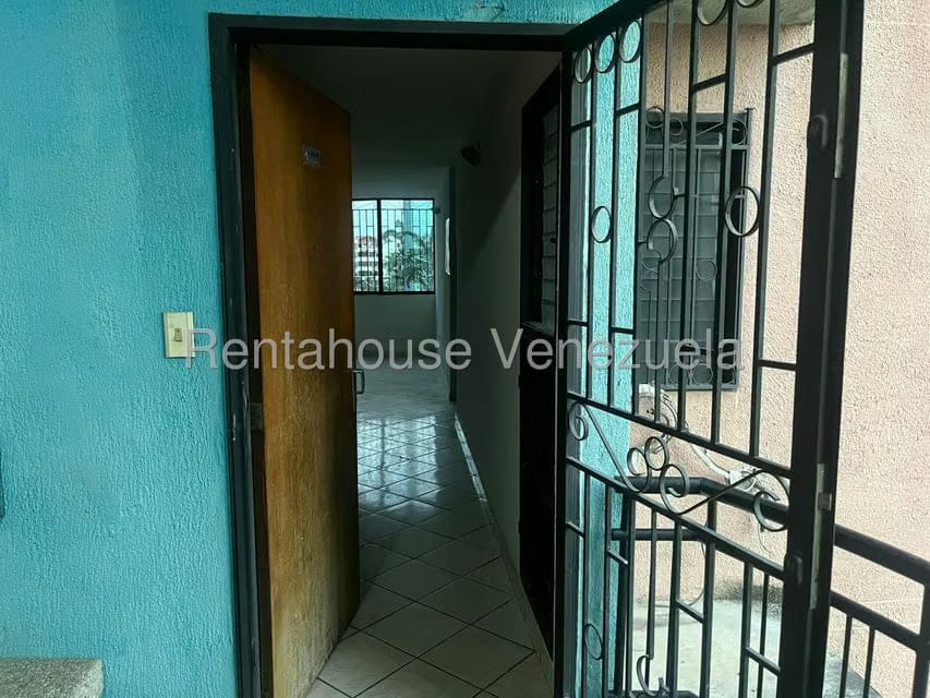 Apartamento (1 Nivel) en Alquiler en Los Caobos, Carabobo - 18