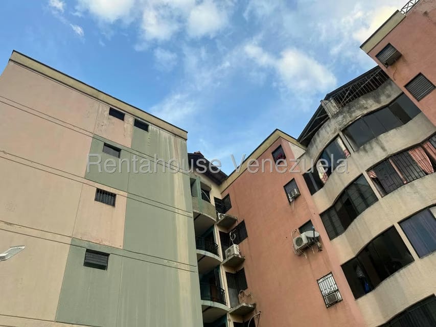 Apartamento (1 Nivel) en Alquiler en Los Caobos, Carabobo - 6