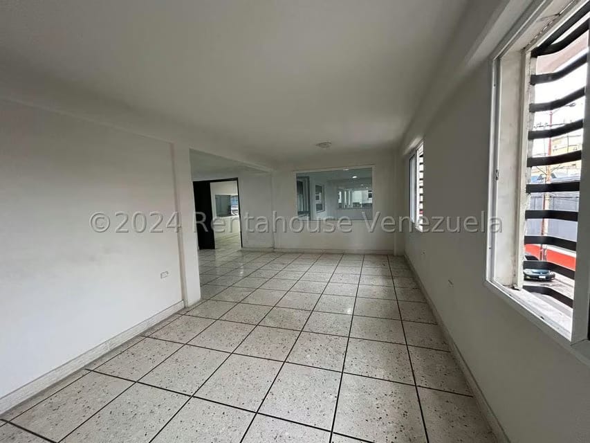 Comercial (Edificio) en Venta en Centro, Lara - 13