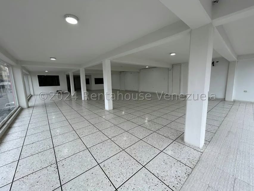 Comercial (Edificio) en Venta en Centro, Lara - 18