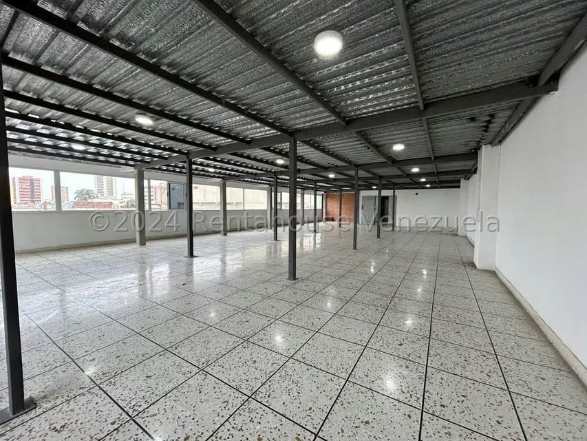 Comercial (Edificio) en Venta en Centro, Lara - 27