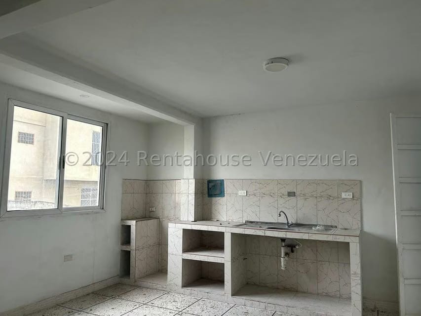 Comercial (Edificio) en Venta en Centro, Lara - 33