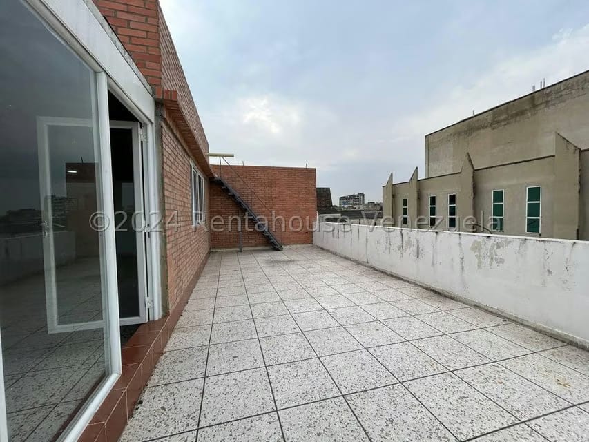 Comercial (Edificio) en Venta en Centro, Lara - 41