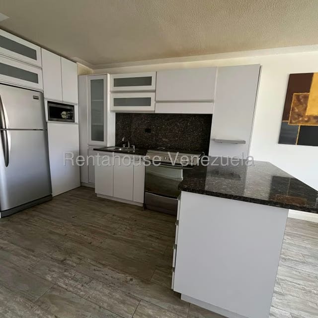 Apartamento (1 Nivel) en Alquiler en Los Naranjos Humboldt, Distrito Metropolitano - 5