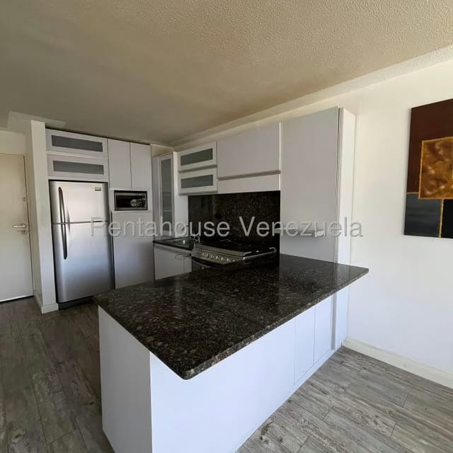 Apartamento (1 Nivel) en Alquiler en Los Naranjos Humboldt, Distrito Metropolitano - 6