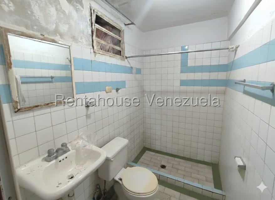 Casa (1 Nivel) en Venta en Las Quintas, Carabobo - 22