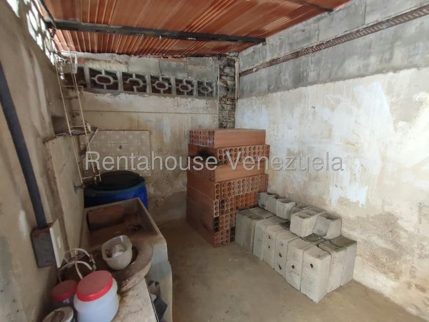 Casa (1 Nivel) en Venta en Las Quintas, Carabobo - 32