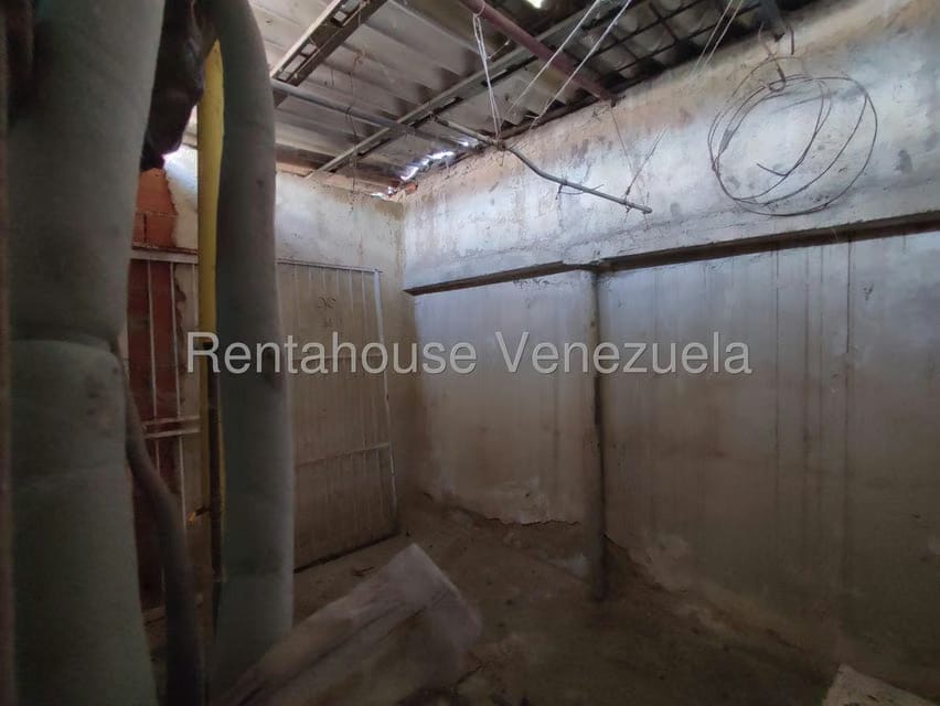 Casa (1 Nivel) en Venta en Las Quintas, Carabobo - 36