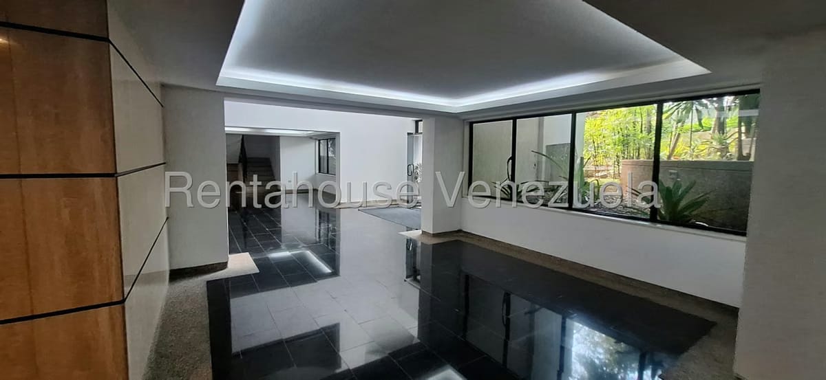 Apartamento (1 Nivel) en Venta en Colinas de Valle Arriba, Distrito Metropolitano - 2