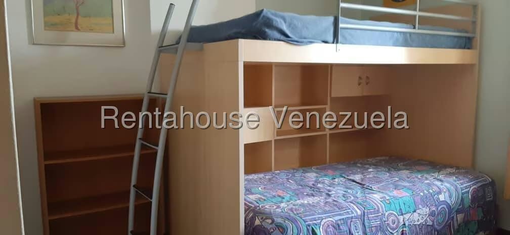Apartamento (1 Nivel) en Alquiler en Santa Paula, Distrito Metropolitano - 31