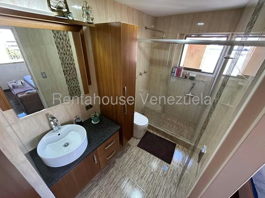 Apartamento (1 Nivel) en Venta en Cumbres de Curumo, Distrito Metropolitano - 12