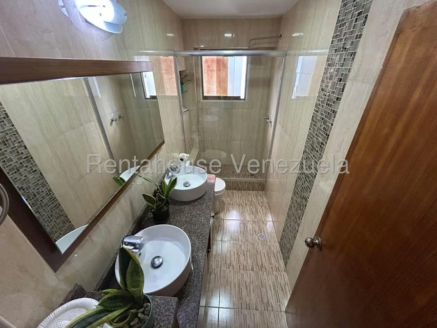 Apartamento (1 Nivel) en Venta en Cumbres de Curumo, Distrito Metropolitano - 15