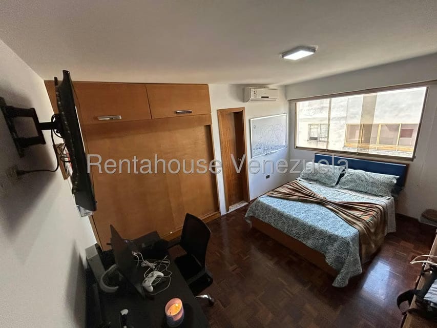 Apartamento (1 Nivel) en Venta en Cumbres de Curumo, Distrito Metropolitano - 17