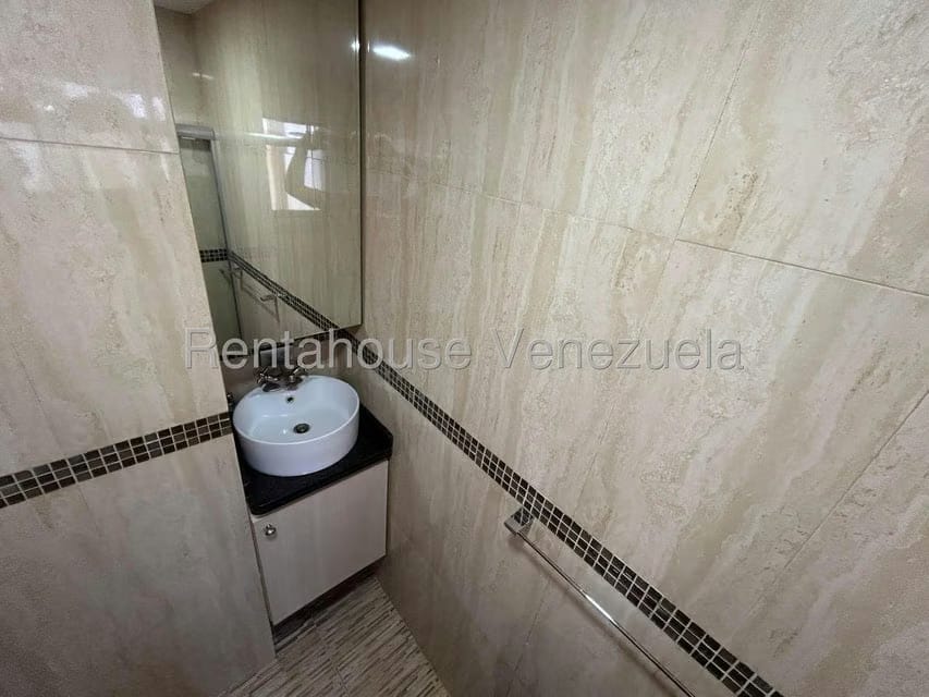 Apartamento (1 Nivel) en Venta en Cumbres de Curumo, Distrito Metropolitano - 19