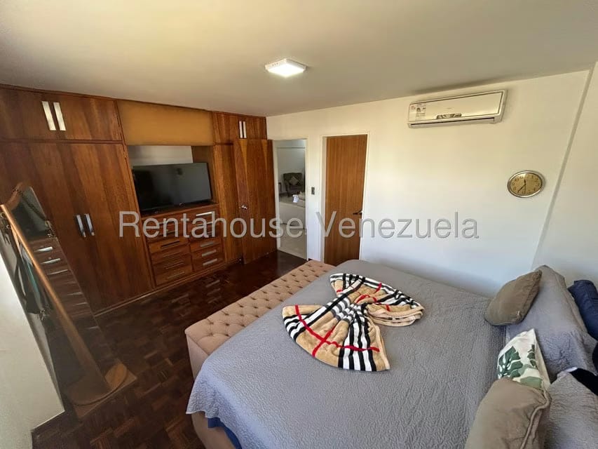 Apartamento (1 Nivel) en Venta en Cumbres de Curumo, Distrito Metropolitano - 34