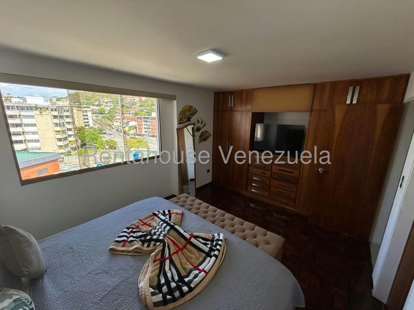 Apartamento (1 Nivel) en Venta en Cumbres de Curumo, Distrito Metropolitano - 35