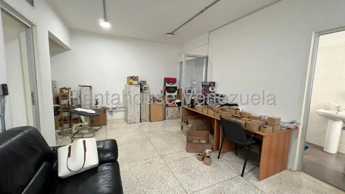 Comercial (Local Comercial) en Alquiler en Bello Campo, Distrito Metropolitano - 11