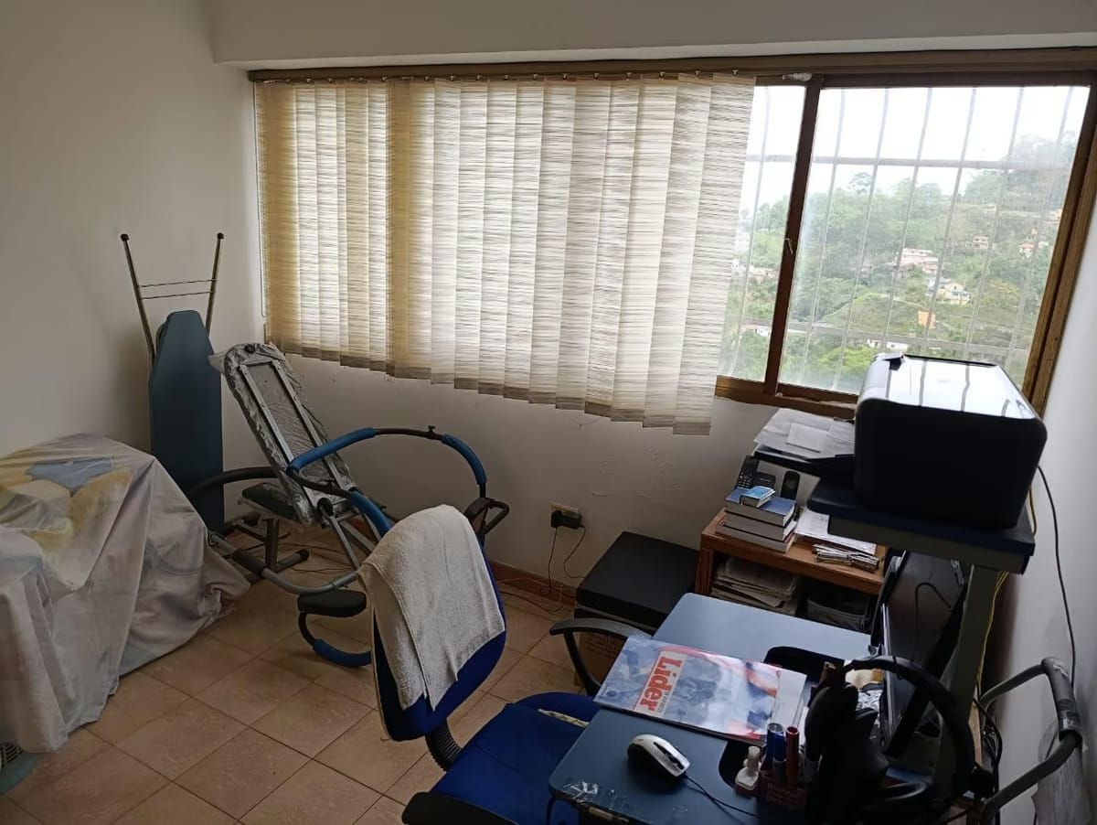 Apartamento en Venta - Urb. Los Helechos - San Antonio - Estado Miranda - 4