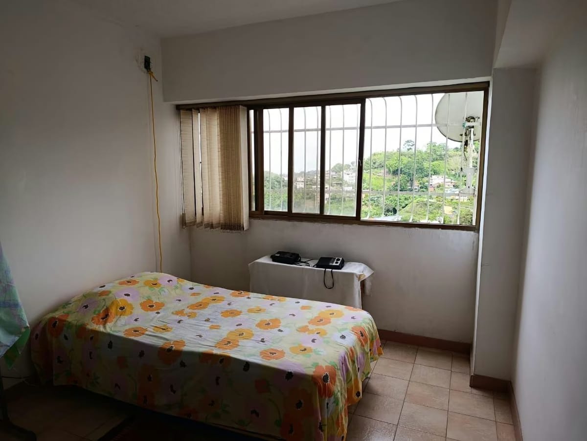 Apartamento en Venta - Urb. Los Helechos - San Antonio - Estado Miranda - 5