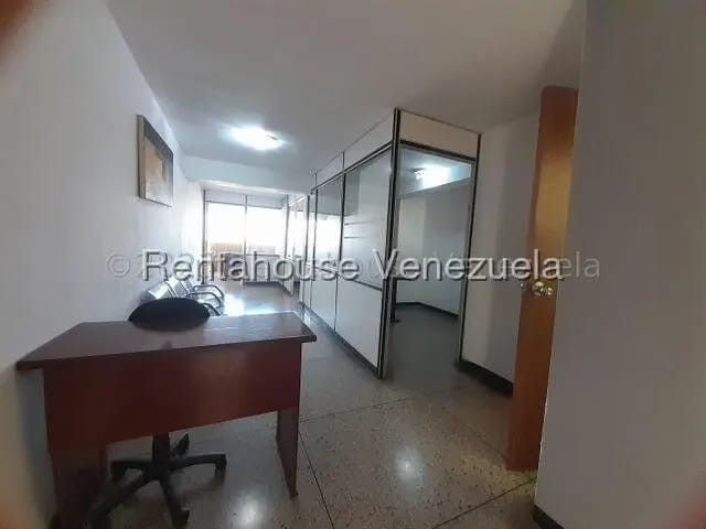 Comercial (Oficina) en Alquiler en Centro, Lara - 2