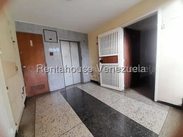 Comercial (Oficina) en Alquiler en Centro, Lara - 20